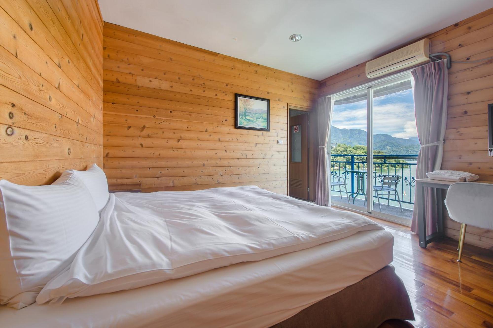 Bishui Shanju Lakeside B&B 魚池郷 エクステリア 写真
